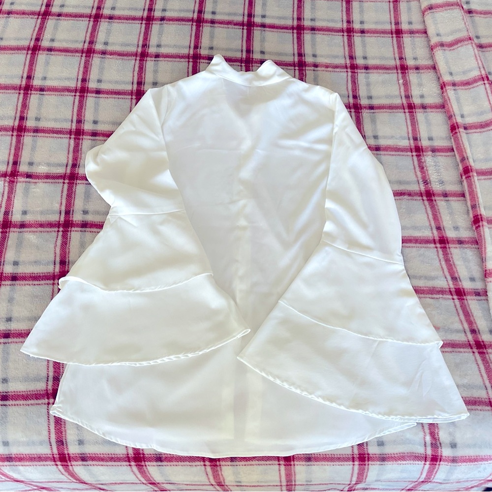 White Soft Chiffon Full Hands Button Down Blouse/Shirt with Ruffles